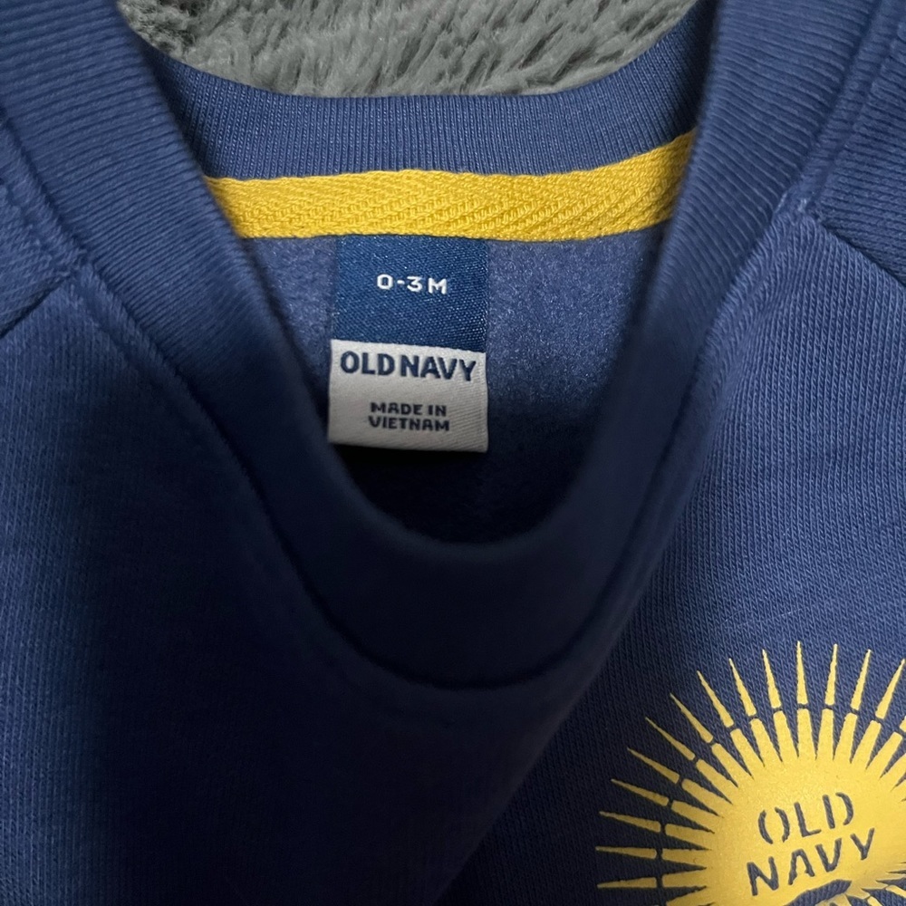 Baby Sweatsuit Short Set - Picture 2 of 2
